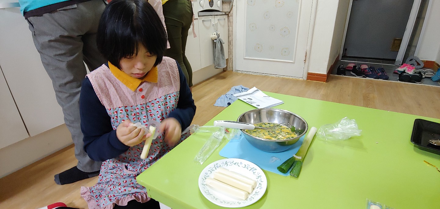 크기변환_KakaoTalk_Moim_50AE5vEEZ6cqzZT1N5JgOlUNJiGxY6.jpg