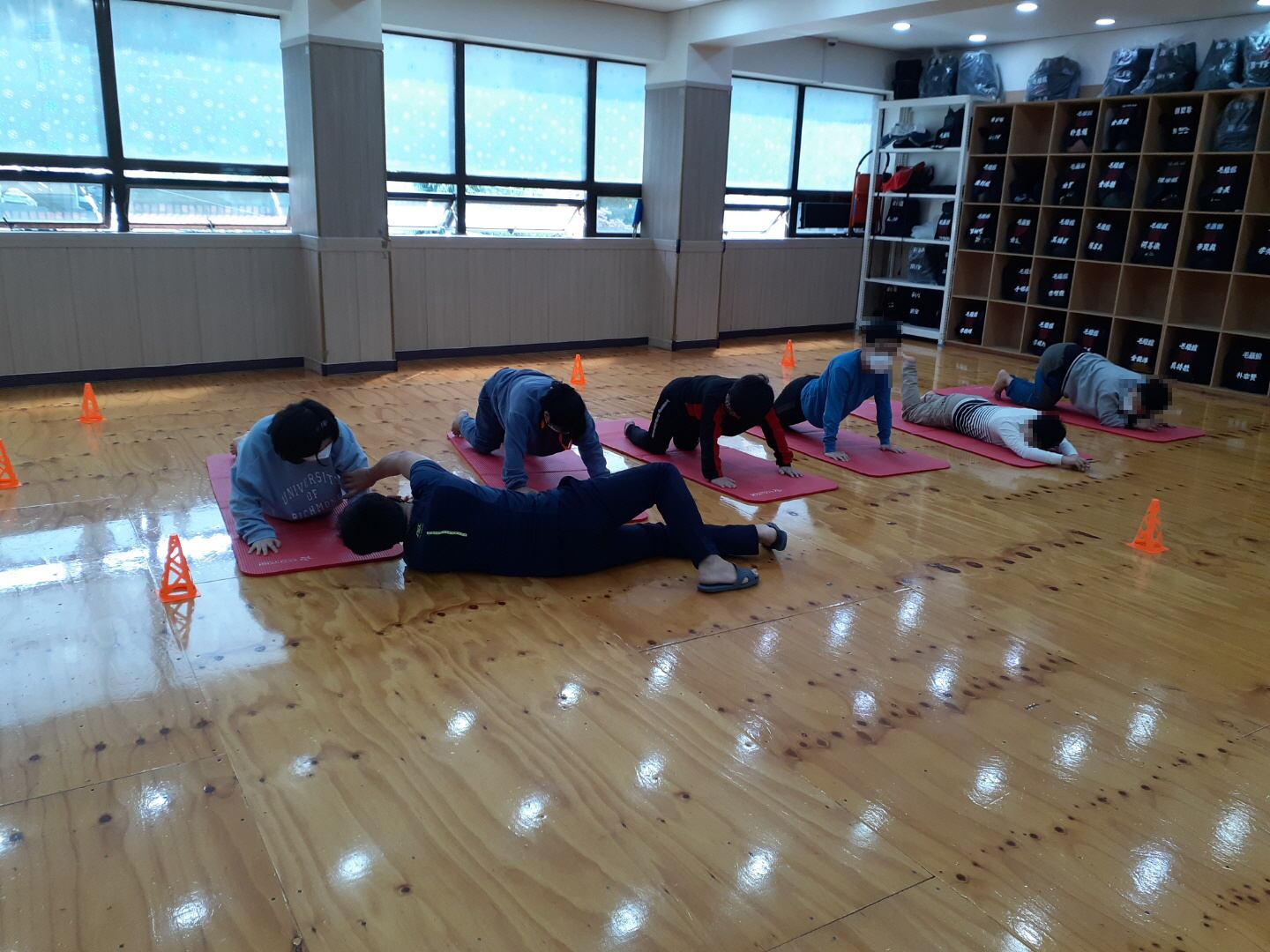 KakaoTalk_20210410_185506689_13수정.jpg